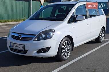 Мінівен Opel Zafira 2013 в Києві