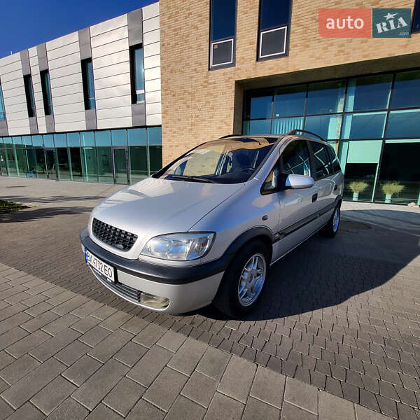 Мінівен Opel Zafira 2001 в Хмельницькому