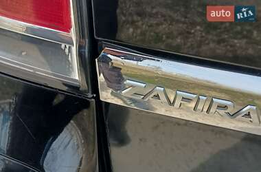 Минивэн Opel Zafira 2005 в Запорожье