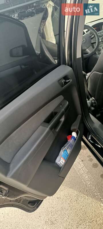 Минивэн Opel Zafira 2005 в Запорожье