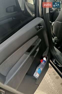 Минивэн Opel Zafira 2005 в 