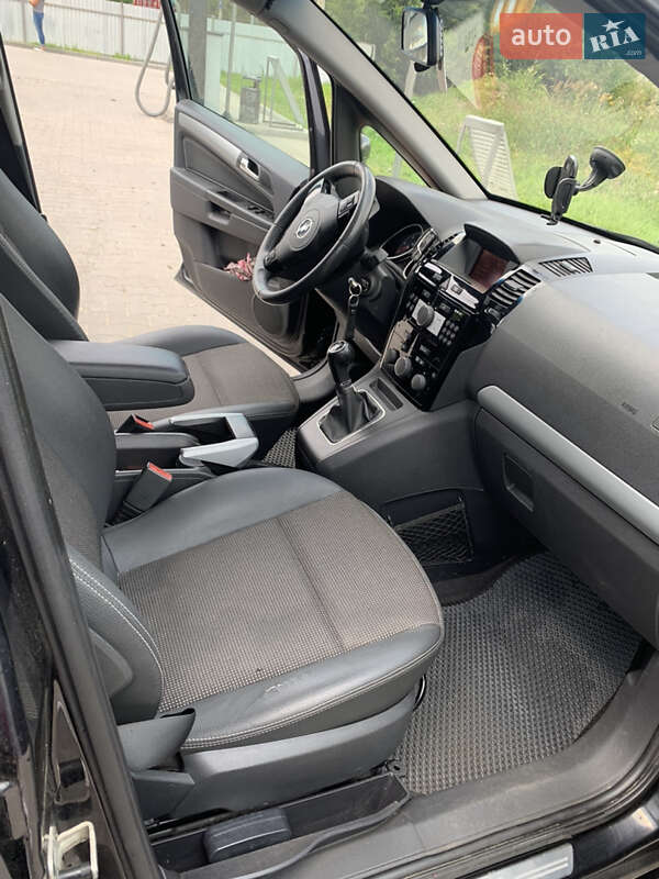 Мінівен Opel Zafira 2008 в Самборі