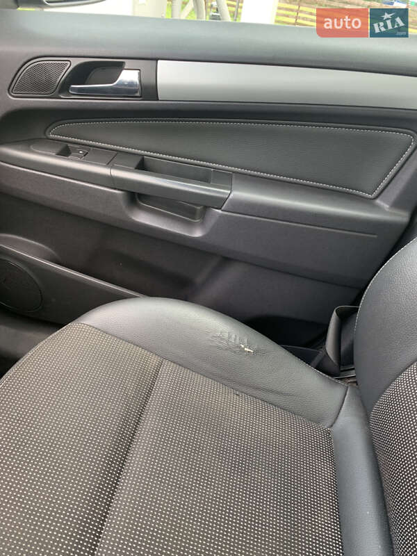 Мінівен Opel Zafira 2008 в Самборі