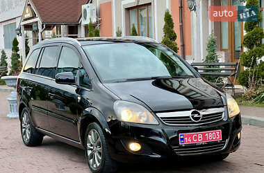 Минивэн Opel Zafira 2010 в Стрые