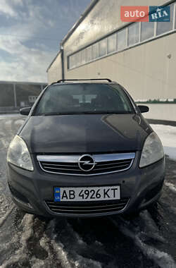 Минивэн Opel Zafira 2009 в Виннице