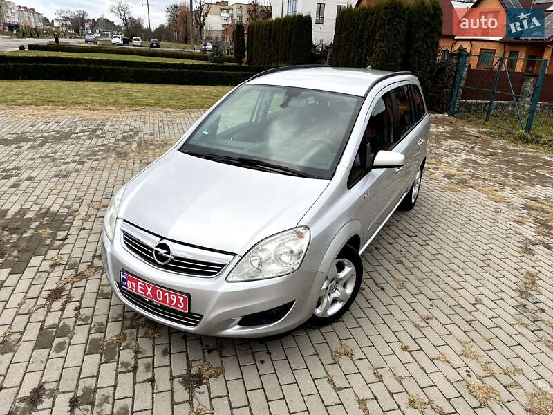 Минивэн Opel Zafira 2008 в Славуте