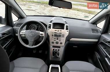 Минивэн Opel Zafira 2008 в Славуте