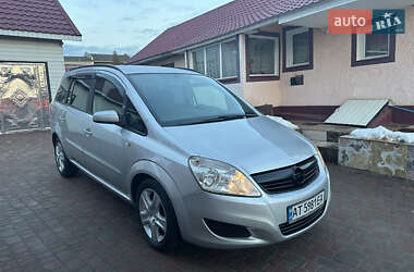 Минивэн Opel Zafira 2009 в Тернополе