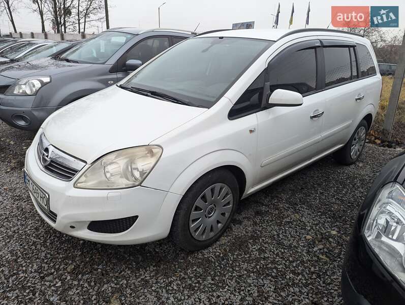 Мінівен Opel Zafira 2009 в Рівному