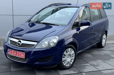 Минивэн Opel Zafira 2012 в Луцке