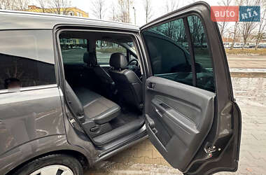 Мінівен Opel Zafira 2011 в 