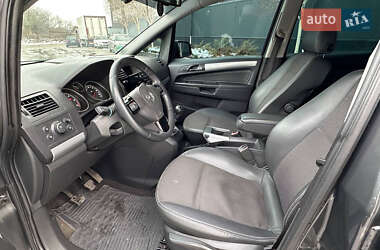 Мінівен Opel Zafira 2011 в 