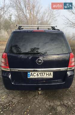 Минивэн Opel Zafira 2012 в Чугуеве