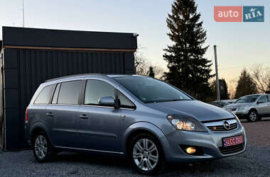 Минивэн Opel Zafira 2012 в Дрогобыче