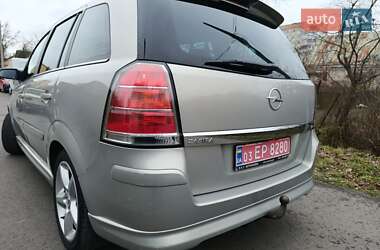 Мінівен Opel Zafira 2007 в Луцьку