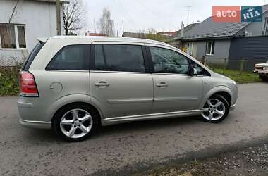 Минивэн Opel Zafira 2007 в Луцке