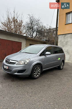 Мінівен Opel Zafira 2011 в Тернополі