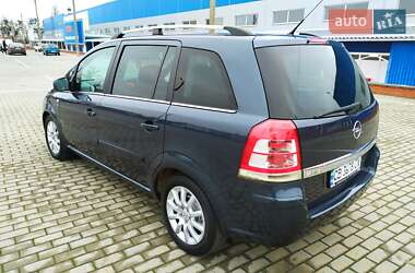 Мінівен Opel Zafira 2010 в Ромнах