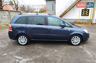 Мінівен Opel Zafira 2010 в Ромнах