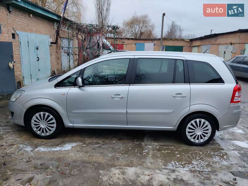 Минивэн Opel Zafira 2009 в Бердичеве