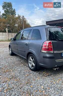 Мінівен Opel Zafira 2005 в Кегичівці