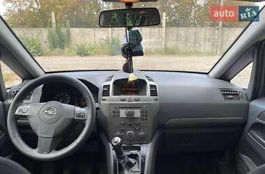 Мінівен Opel Zafira 2005 в Кегичівці