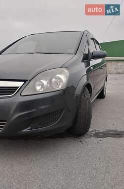 Минивэн Opel Zafira 2009 в Харькове