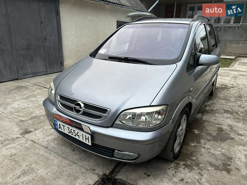 Мінівен Opel Zafira 2004 в Івано-Франківську