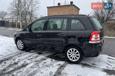 Минивэн Opel Zafira 2009 в Ахтырке