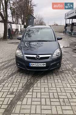 Мінівен Opel Zafira 2007 в Рівному