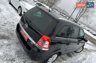 Мінівен Opel Zafira 2011 в Рівному