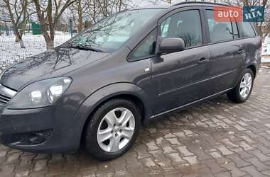 Мінівен Opel Zafira 2013 в Луцьку