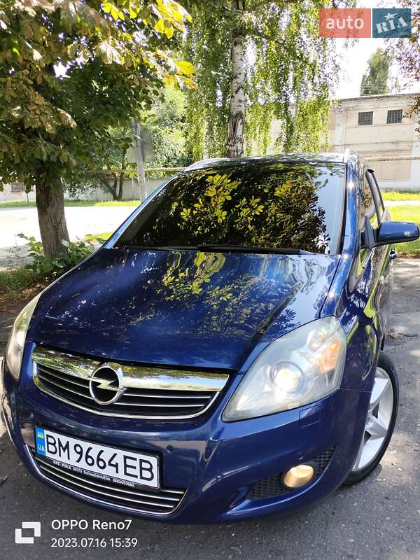 Минивэн Opel Zafira 2009 в Лохвице