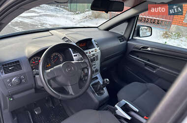 Мінівен Opel Zafira 2009 в Запоріжжі