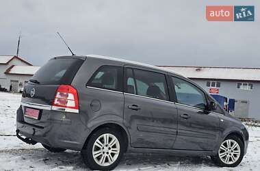 Минивэн Opel Zafira 2010 в Ивано-Франковске