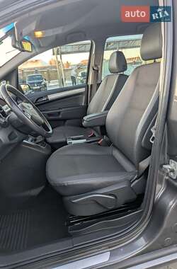 Мінівен Opel Zafira 2010 в Дубні