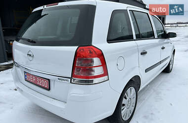 Мінівен Opel Zafira 2010 в Полтаві