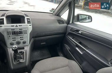 Мінівен Opel Zafira 2010 в Полтаві