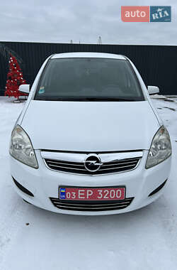 Мінівен Opel Zafira 2010 в Полтаві