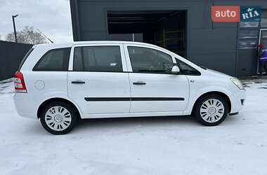 Мінівен Opel Zafira 2010 в Полтаві