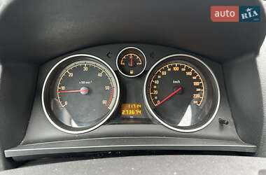 Минивэн Opel Zafira 2011 в 