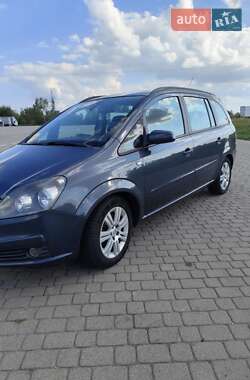 Мінівен Opel Zafira 2006 в Звягелі