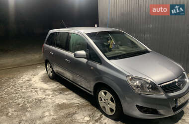 Мінівен Opel Zafira 2011 в Бродах