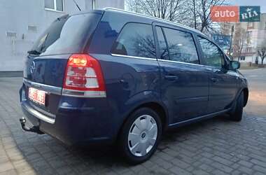 Минивэн Opel Zafira 2011 в Ивано-Франковске