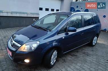 Мінівен Opel Zafira 2011 в Івано-Франківську