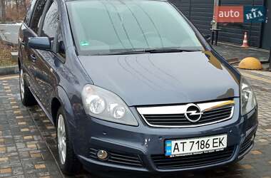 Мінівен Opel Zafira 2007 в Коломиї