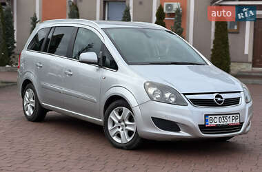 Мінівен Opel Zafira 2011 в Стрию