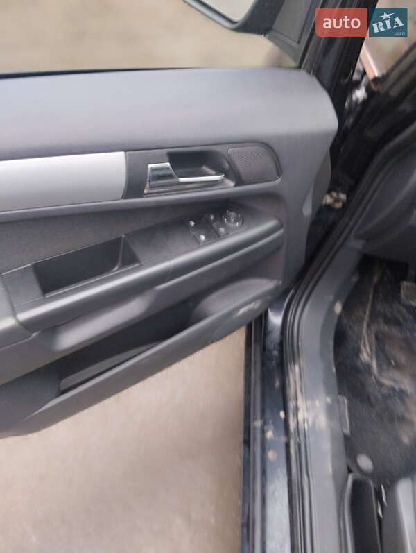 Мінівен Opel Zafira 2011 в Луцьку