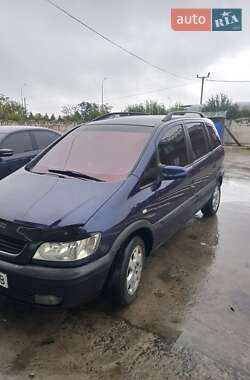 Минивэн Opel Zafira 2001 в 