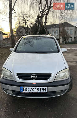 Мінівен Opel Zafira 2000 в Нововолинську